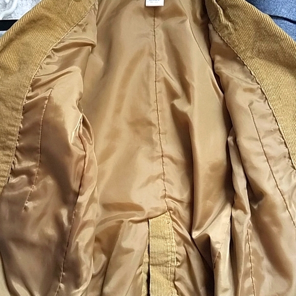 Boys Matching set of Corduroy Jacket and pants. 3 pcs Size 5/6 - Picture 8 of 16